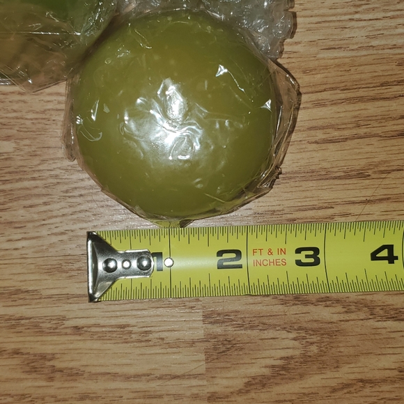 7 Floating Green Candles - Picture 5 of 6